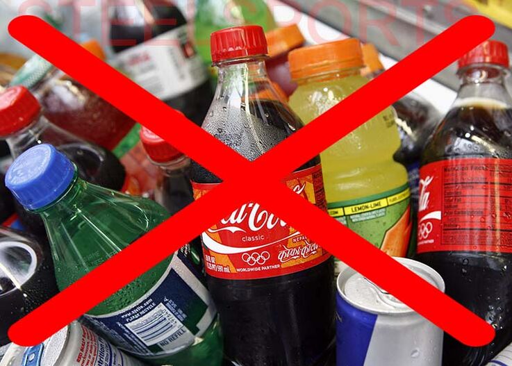 Carbonated drinks should be excluded from the diet when losing weight in a week.