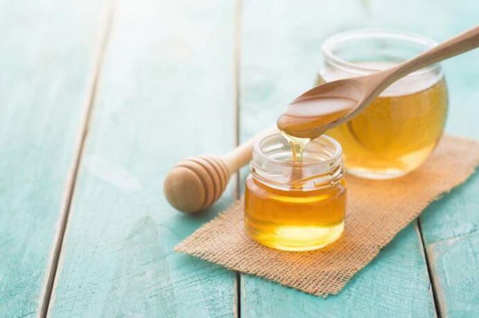 Honey as a sugar substitute during weight loss in a week.