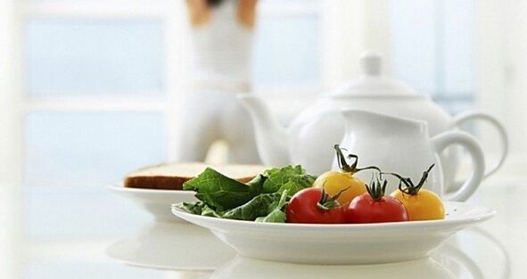tomatoes with herbs according to the Dukan diet